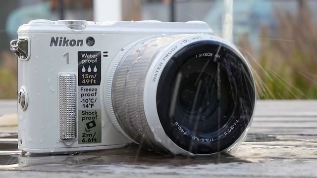 Nikon 1 AW1 - DSLM zum Tauchen im Test