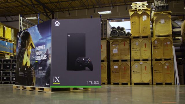 XBOX präsentiert: Xbox Series X Fridge